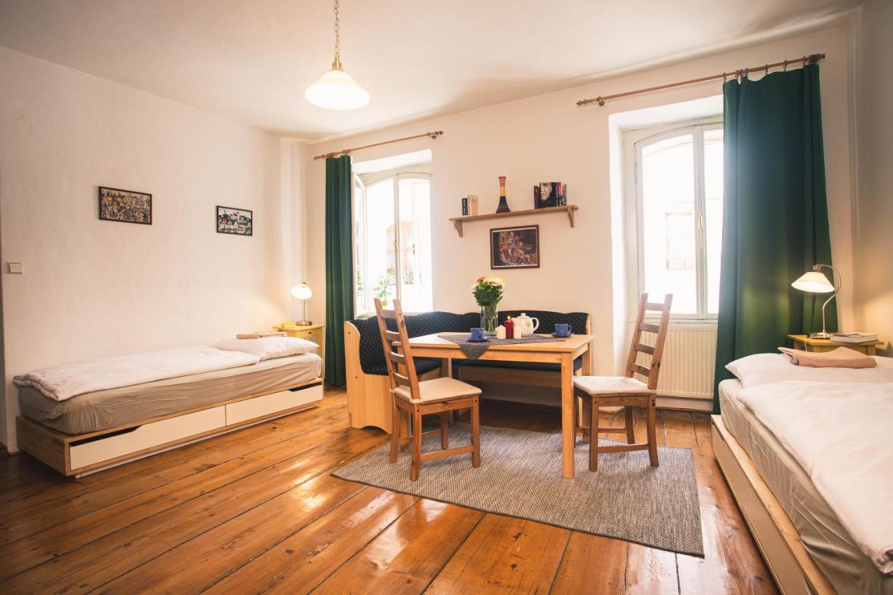 Downtown Apartments Cesky Krumlov Luaran gambar