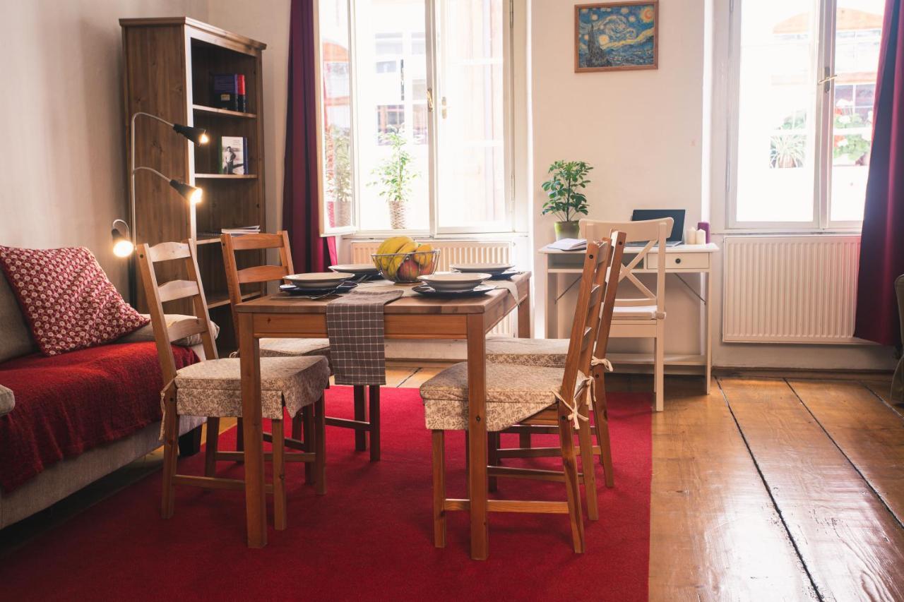 Downtown Apartments Cesky Krumlov Luaran gambar