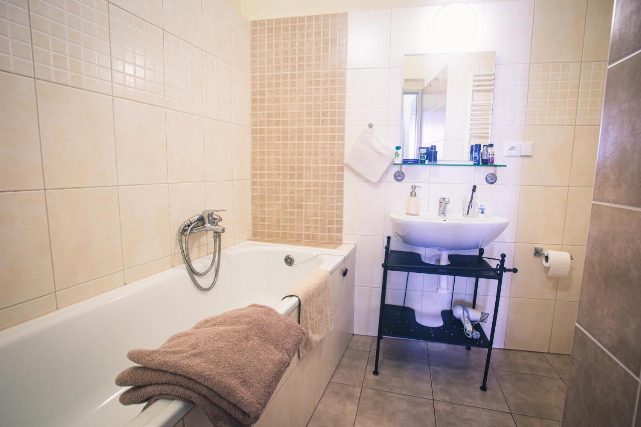 Downtown Apartments Cesky Krumlov Luaran gambar