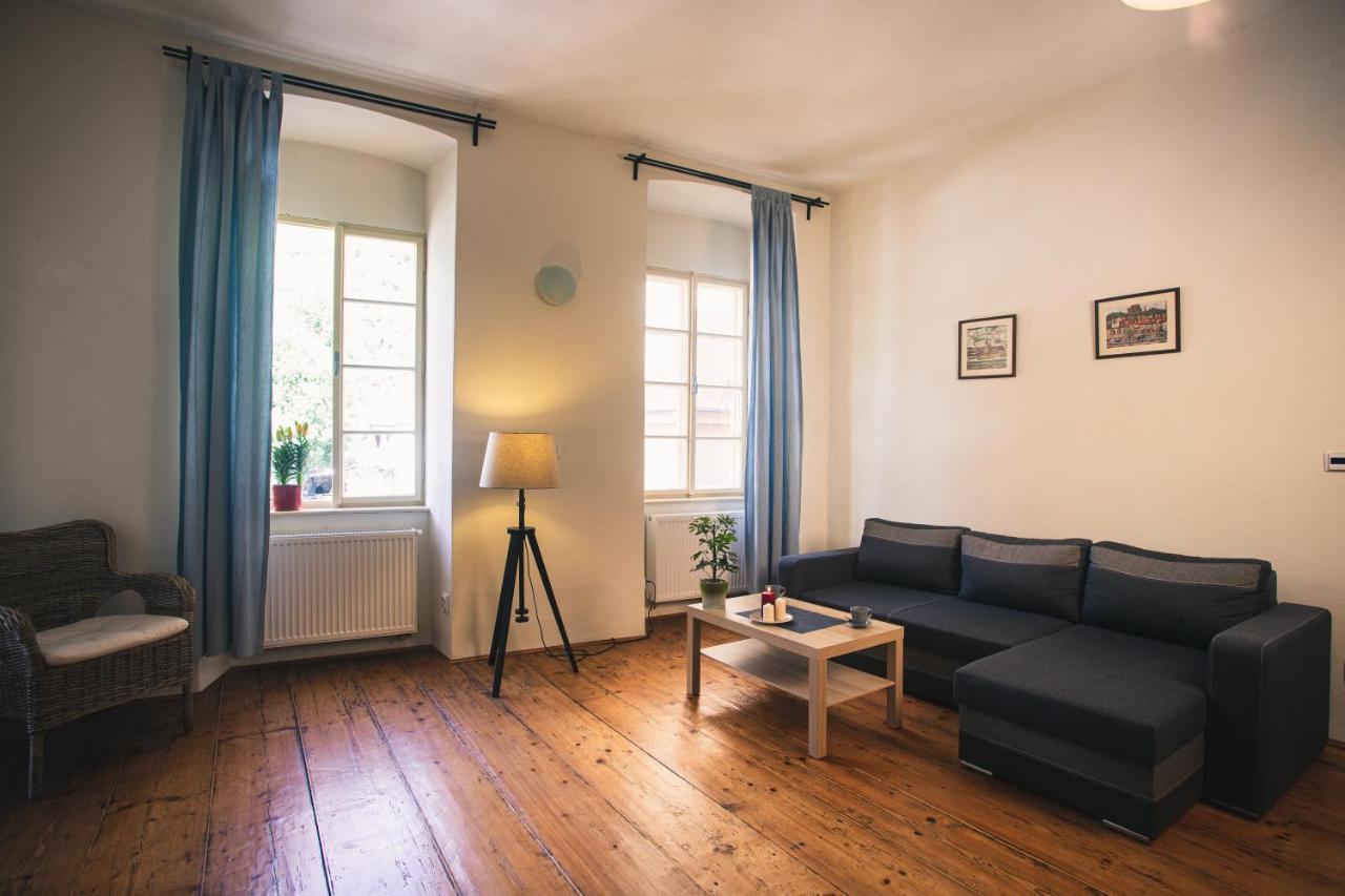 Downtown Apartments Cesky Krumlov Luaran gambar