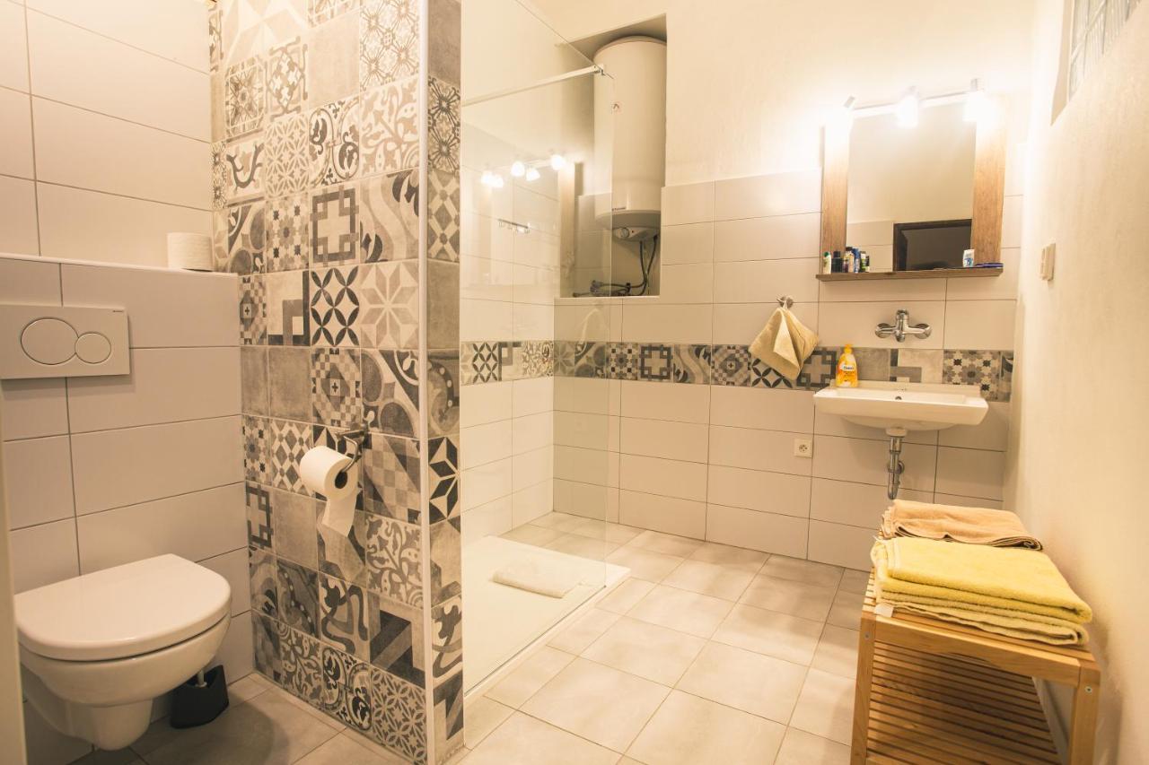 Downtown Apartments Cesky Krumlov Luaran gambar