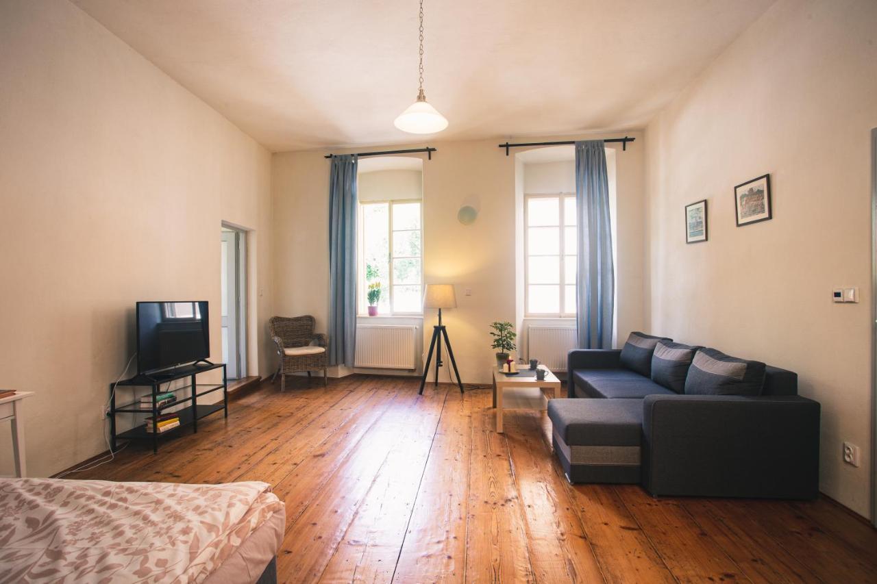 Downtown Apartments Cesky Krumlov Luaran gambar