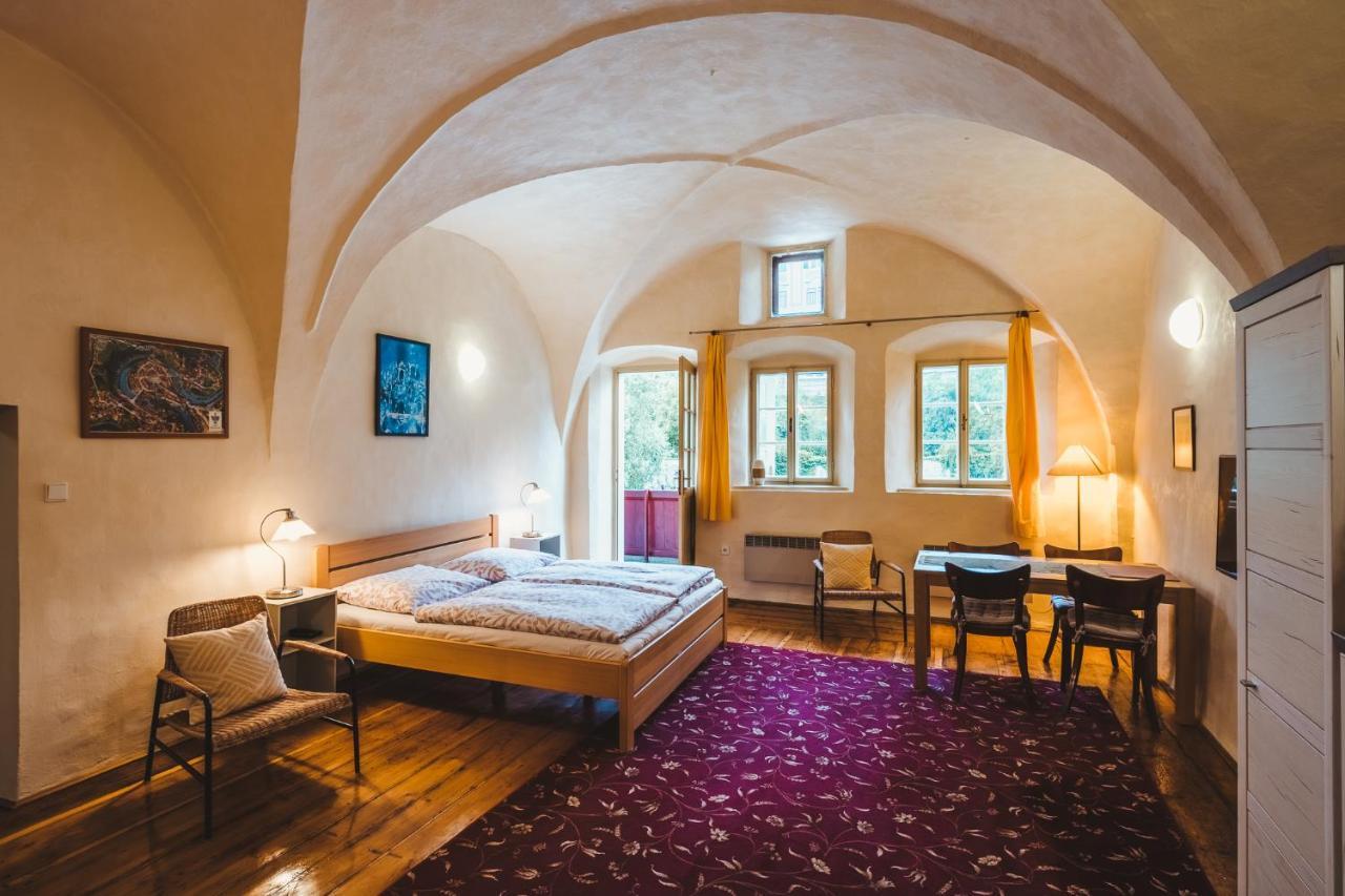 Downtown Apartments Cesky Krumlov Luaran gambar