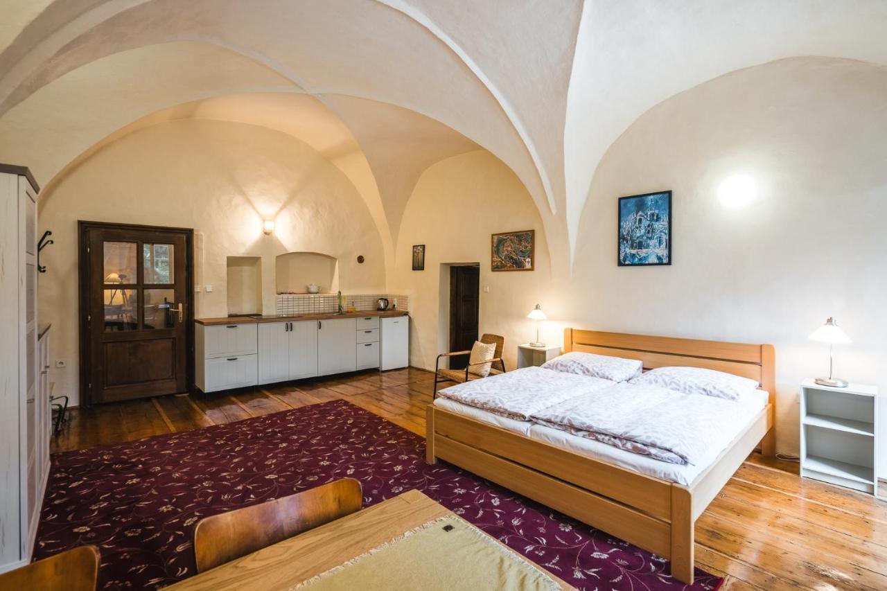 Downtown Apartments Cesky Krumlov Luaran gambar
